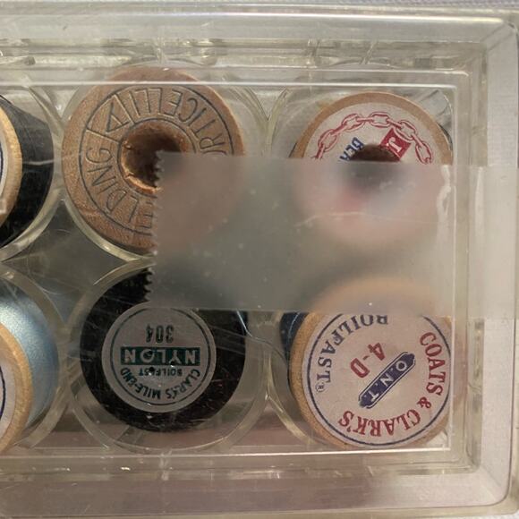 Karapenn All Purpose Sewing Threads Spools Set Box Black Blue - Picture 6 of 6